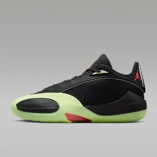 Jordan Triangle Black Varely Volt