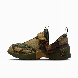 Jordan Trunner LX damesschoenen - Bruin