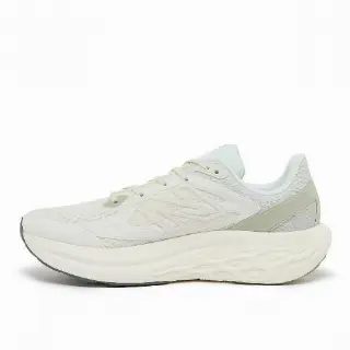 New Balance Fresh Foam Trainer (UTRNAF) Sneaker Men Beige 
