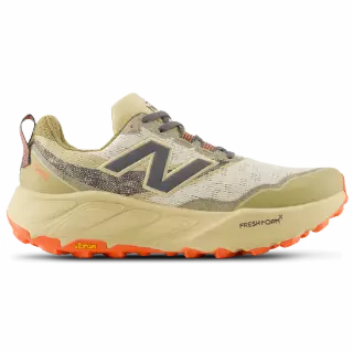 New Balance Fresh Foam X Hierro V9 Sneakers Heren - Beige