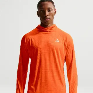 Nike ACG ‘Solar Chase’ Dri-FIT trailrunningtop met capuchon en UV-bescherming voor heren - Oranje