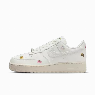 Nike Air Force 1 '07 SE 'LNY' schoenen voor dames - Wit