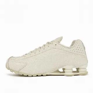 Nike Shox R4 QS Sneaker Men Beige 