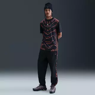 Nike Tuned Air geweven herenbroek - Zwart