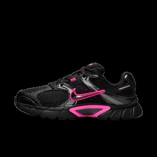Nike V5 RNR damesschoenen met accenten met reflecterend design - Zwart