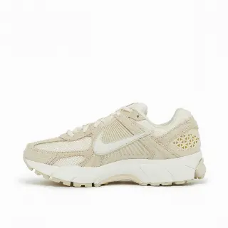 Nike Wmns Zoom Vomero 5 "Beach" Sneaker Women Beige 