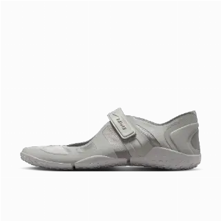 NikeSKIMS Rift Satin schoenen voor dames - Grijs