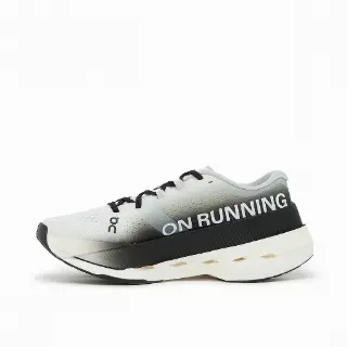 On Wmns Cloudboom Max Sneaker Women White 