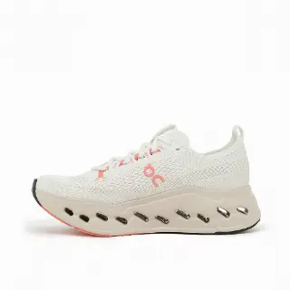 On Wmns Cloudsurfer Max Sneaker Women White 