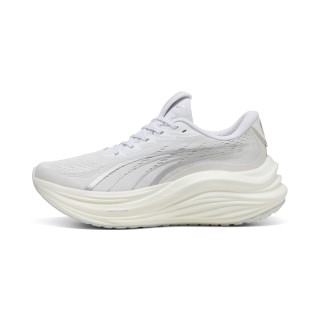 PUMA MagMax NITROâ¢ hardloopschoenen voor Dames, Wit/Zilver