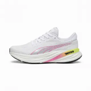 PUMA Magnify NITRO™ 2 hardloopschoenen voor Dames, Roze/Zwart/Wit