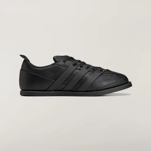 adidas x Entire Studios Ace Schoenen