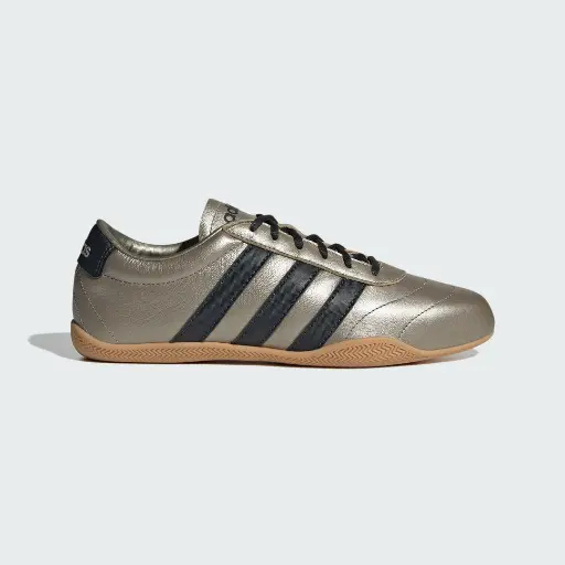 Grand Court Lo Schoenen