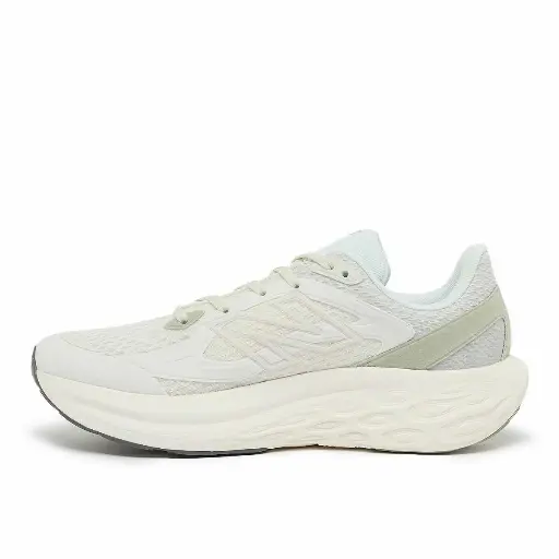 New Balance Fresh Foam Trainer (UTRNAF) Sneaker Men Beige 