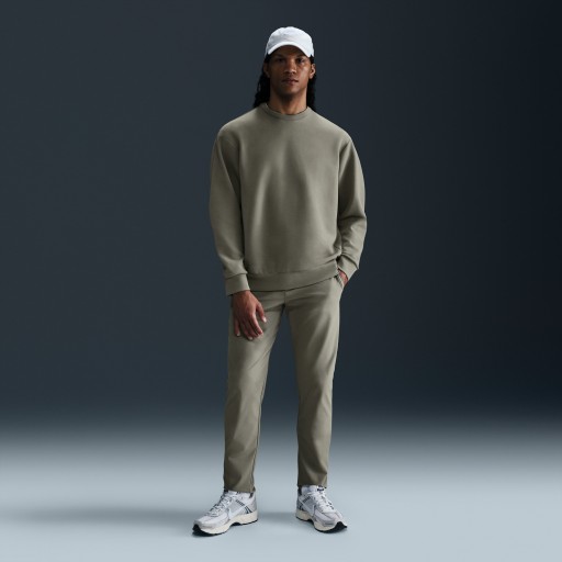 Nike 24.7 PerfectStretch Dri-FIT aansluitende chinobroek voor heren - Groen