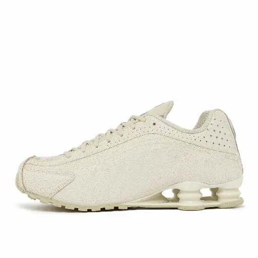Nike Shox R4 QS Sneaker Men Beige 