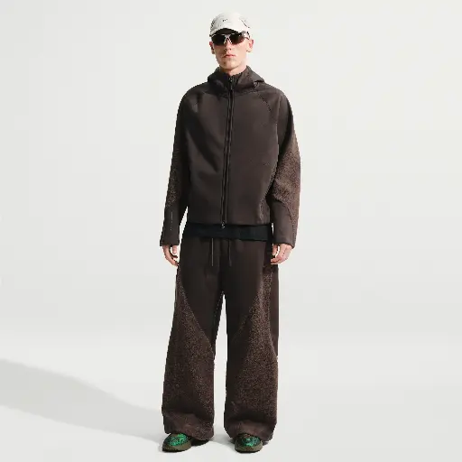 Nike Tech Boreas ruimvallende Therma-FIT herenbroek met open zoom - Bruin