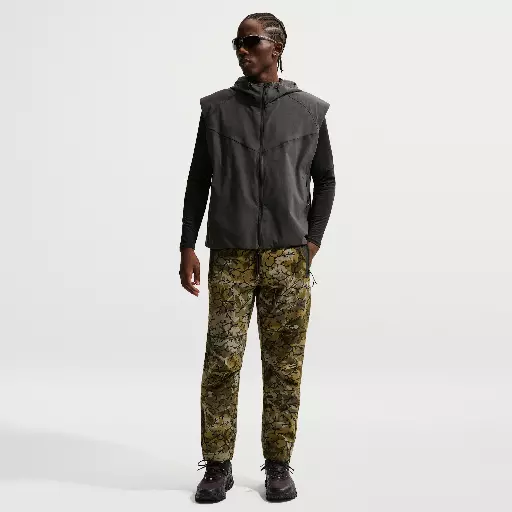 Nike Tech Dri-FIT geweven herenbroek met open zoom - Bruin