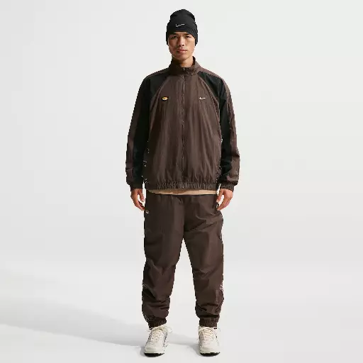 Nike Tuned Air geweven herenbroek - Bruin