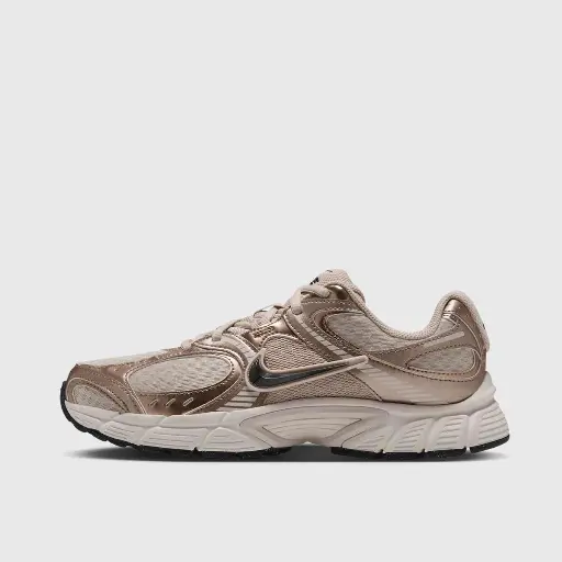 Nike V5 RNR PRM sanddrift/off noir-blur-lt orewood brn Bruin