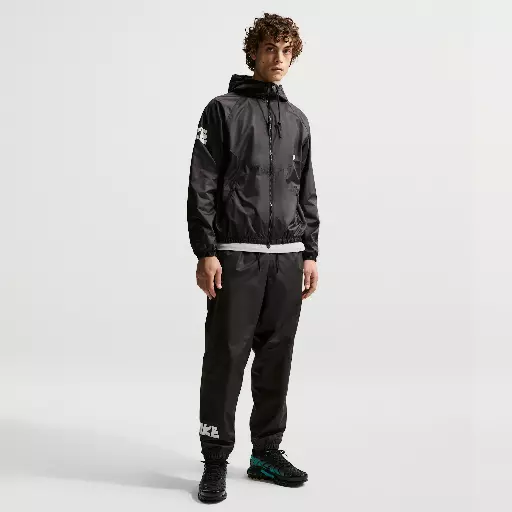 Nike Windrunner geweven herenbroek met graphic - Zwart
