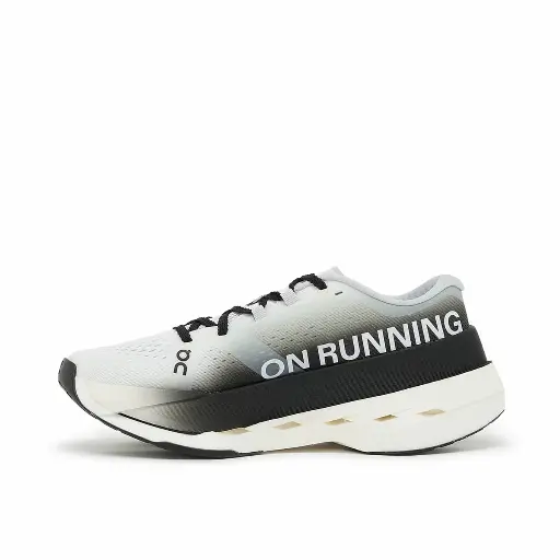 On Wmns Cloudboom Max Sneaker Women White 