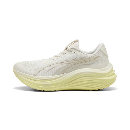 PUMA MagMax NITROâ¢ hardloopschoenen voor Heren, Wit/Goud