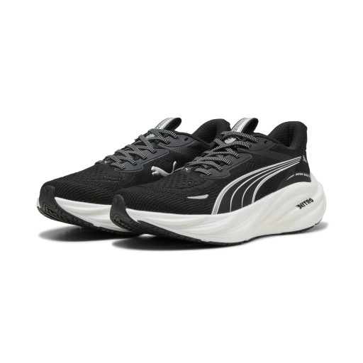 PUMA Magnify NITROâ¢ 3 hardloopschoenen voor Dames, Zwart/Wit