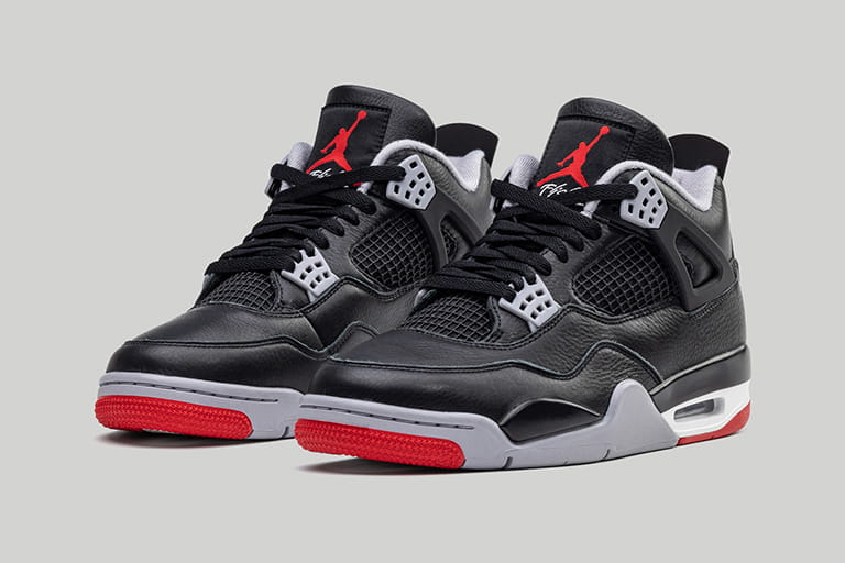 Air Jordan 4 Bred